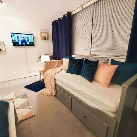 Lägenhet Boutique And Beautiful Bristol Apartment