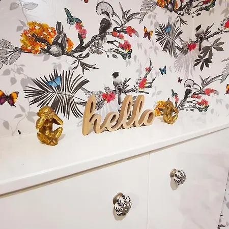 Boutique And Beautiful Bristol Apartment